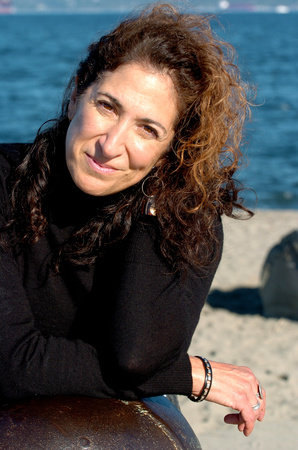 Photo of Carol Shaben