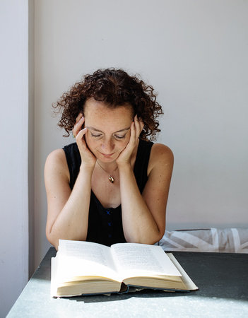 Photo of Samantha Ellis