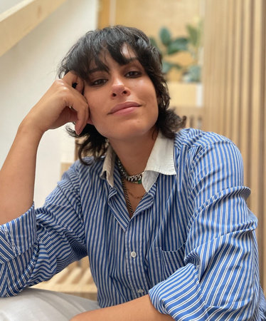 Photo of Desiree Akhavan