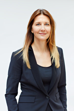 Photo of Sandy Skotnicki