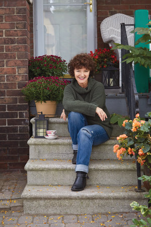 Photo of Mairlyn Smith