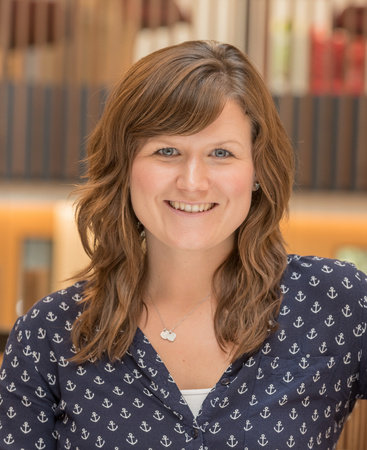 Photo of Dr. Becky Smethurst