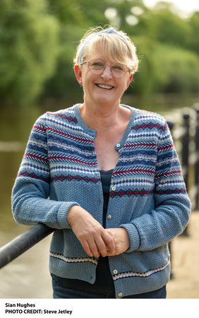 Photo of Siân Hughes