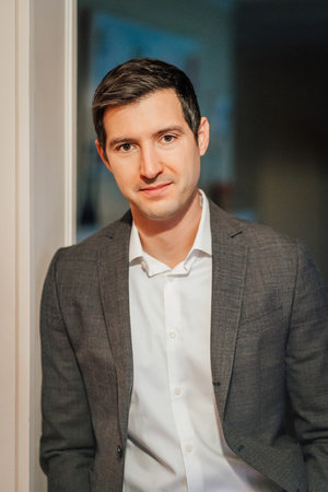 Photo of Isaac Arnsdorf