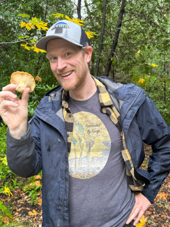 Photo of Dr. Gordon Walker