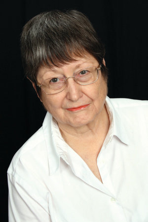 Photo of JoAnna Carl