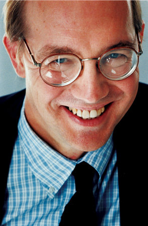 Photo of Walter Updegrave