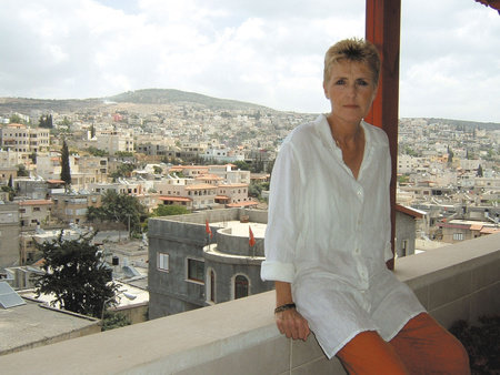 Photo of Susan Nathan