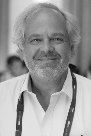 Photo of Juan Enriquez